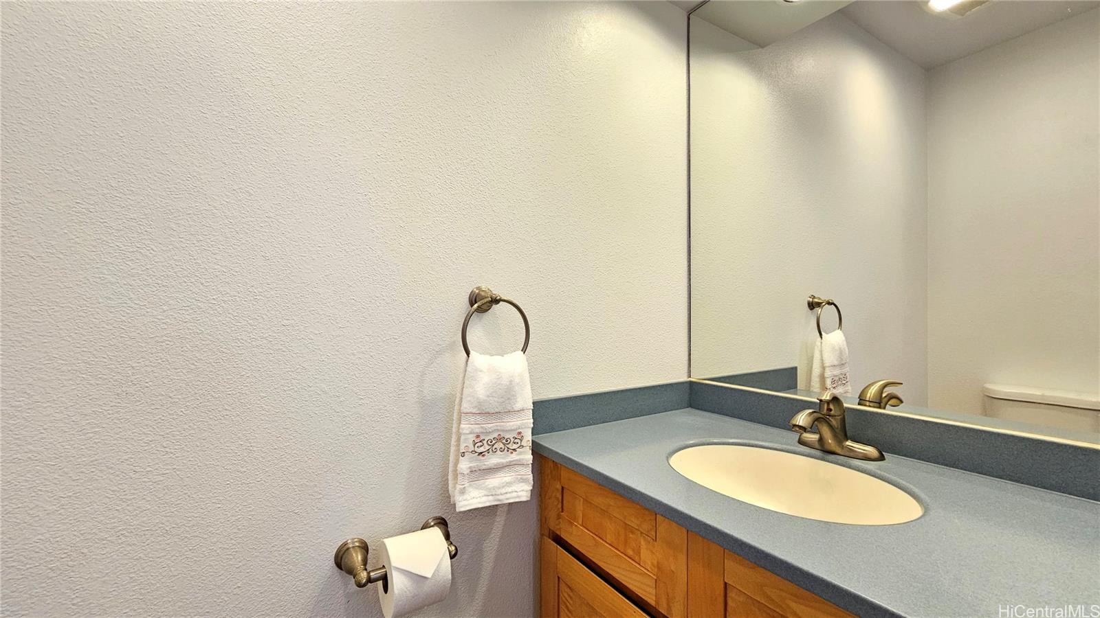 6133 Summer Street townhouse # 6133B, Honolulu, Hawaii - photo 11 of 24