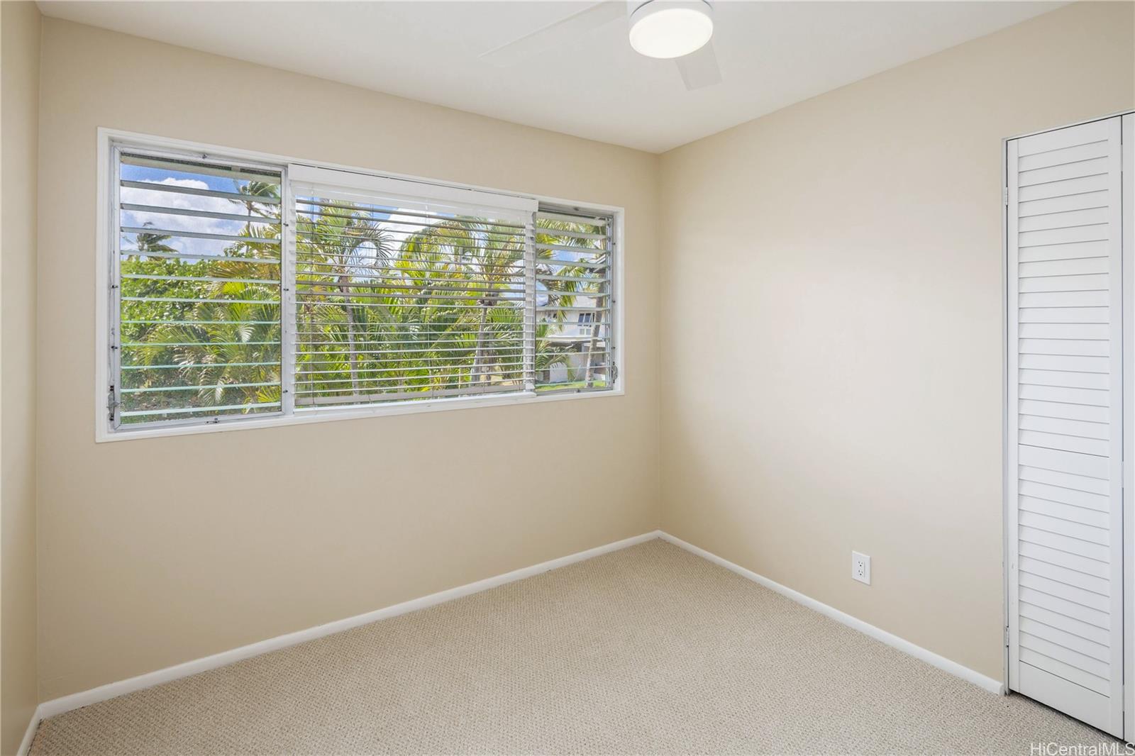 614 Koko Isle Circle townhouse # 2002, Honolulu, Hawaii - photo 14 of 25