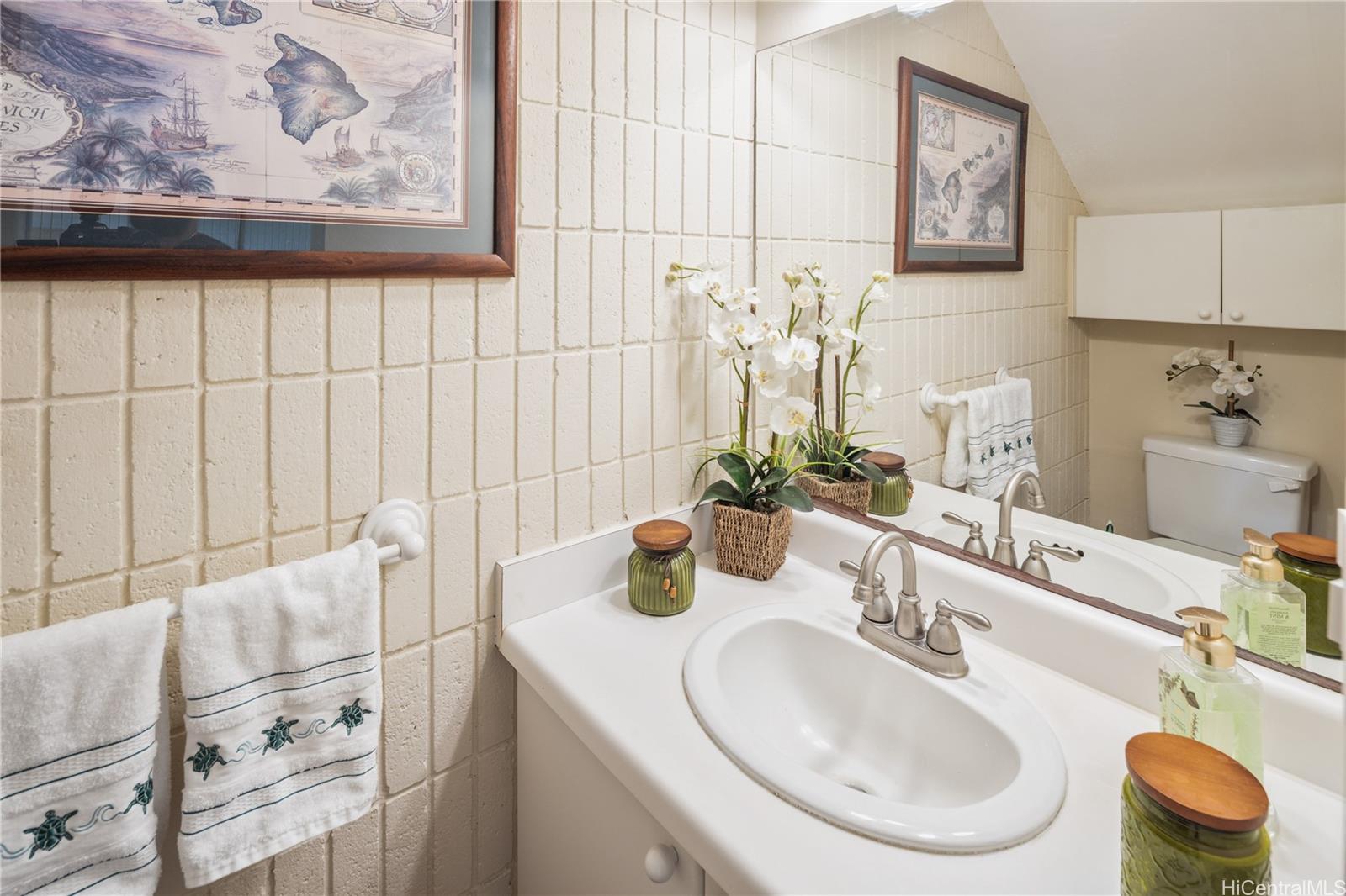 614 Koko Isle Circle townhouse # 2002, Honolulu, Hawaii - photo 16 of 25