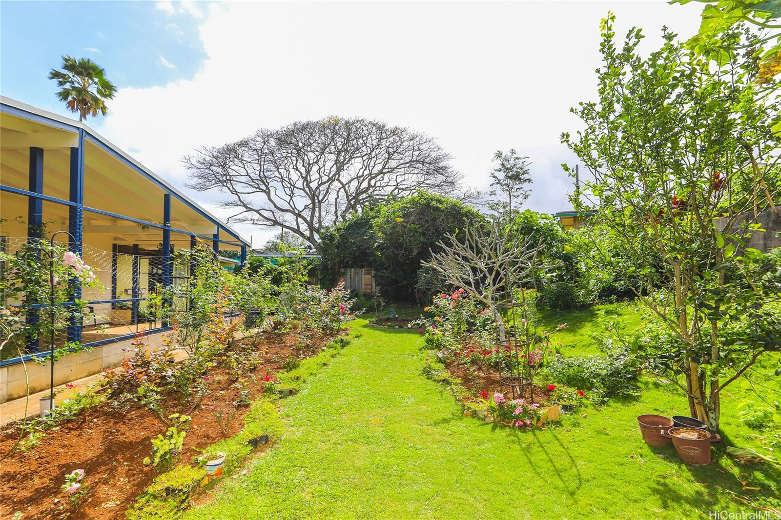 614  Ululani Street Olomana, Kailua home - photo 22 of 25