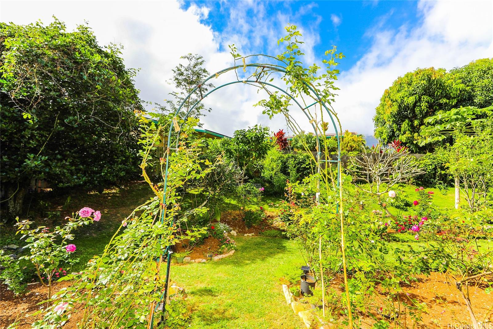 614  Ululani Street Olomana, Kailua home - photo 24 of 25