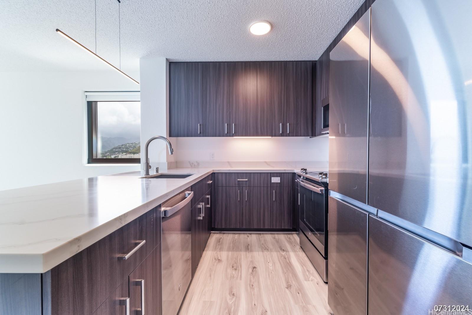 615 Keawe Street Honolulu - Rental - photo 12 of 25