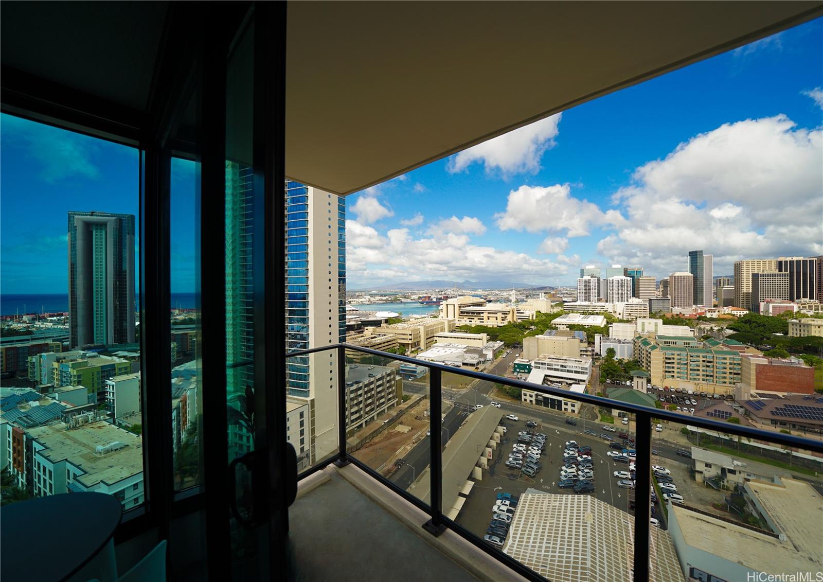 Ililani condo # 2206, Honolulu, Hawaii - photo 2 of 22