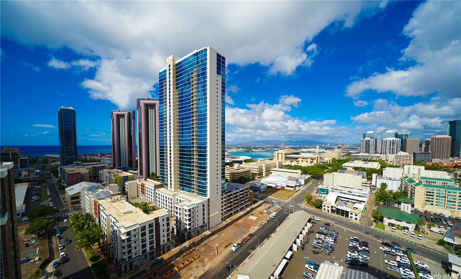 Ililani condo # 2206, Honolulu, Hawaii - photo 17 of 22