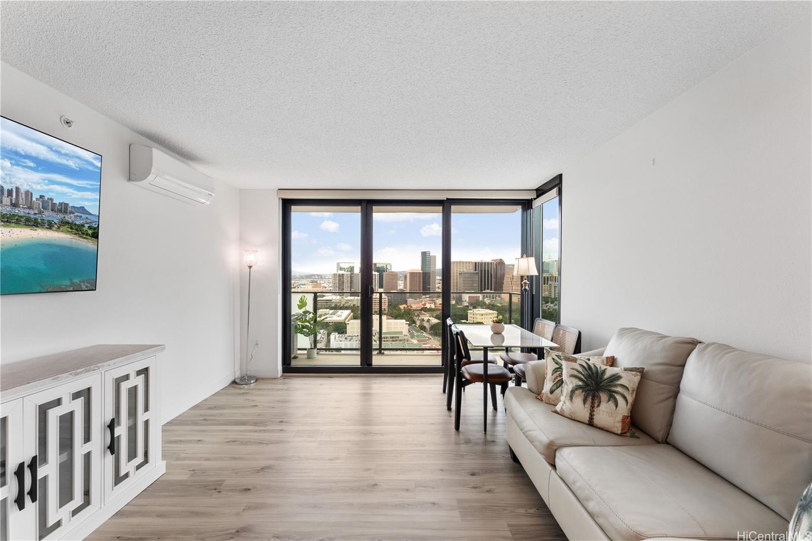 Ililani condo # 2703, Honolulu, Hawaii - photo 2 of 25