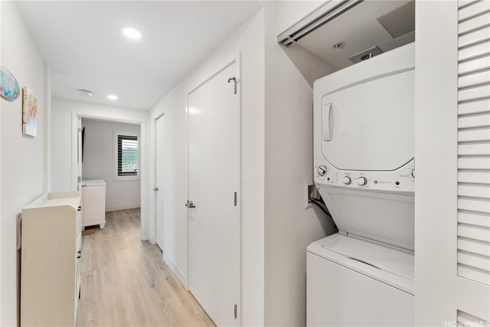 Ililani condo # 2703, Honolulu, Hawaii - photo 15 of 25