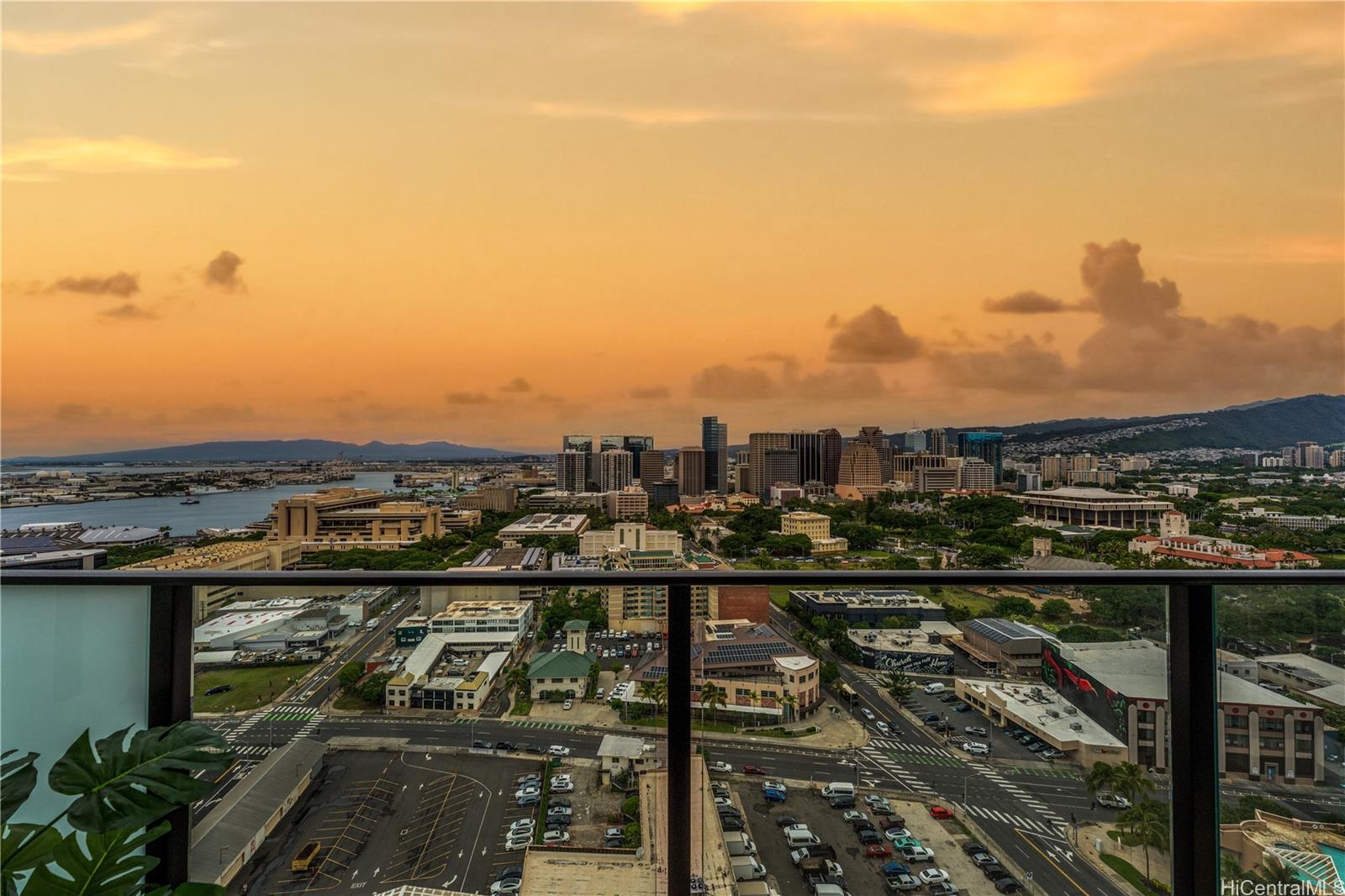 Ililani condo # 2703, Honolulu, Hawaii - photo 16 of 25