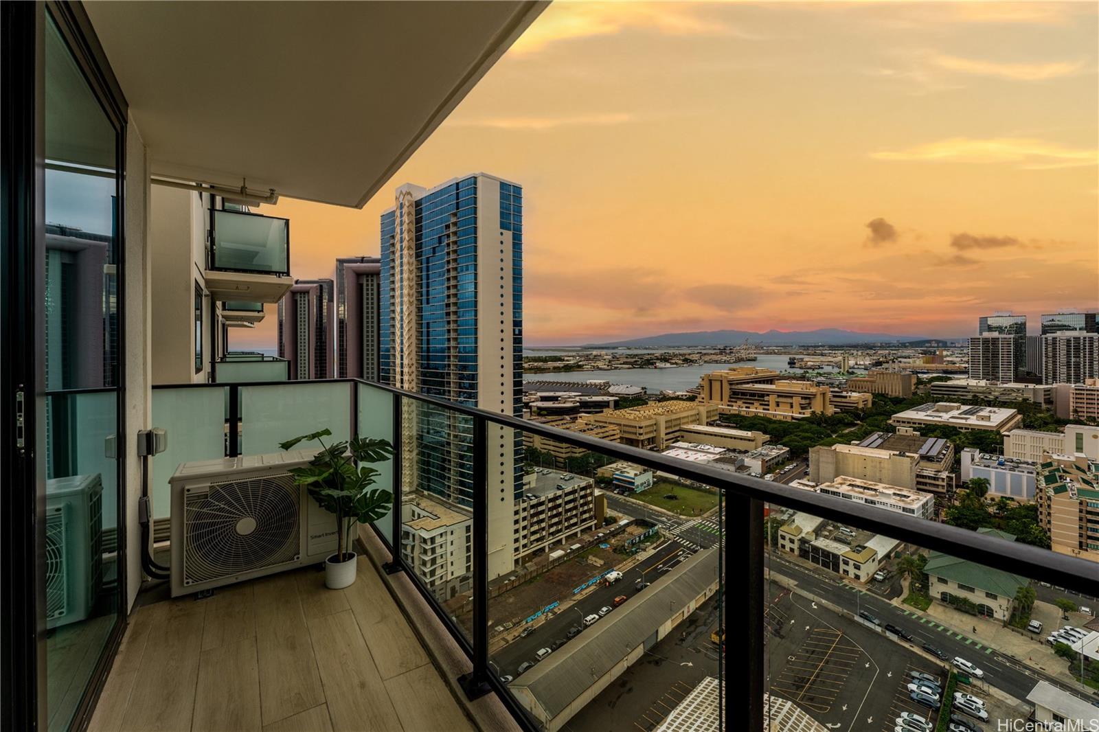 Ililani condo # 2703, Honolulu, Hawaii - photo 17 of 25