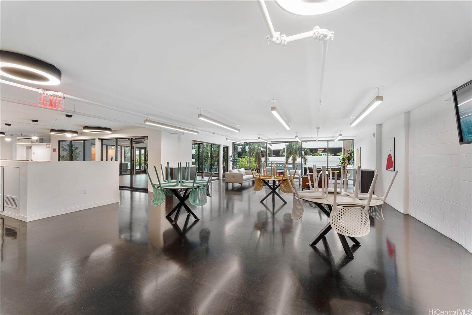 Ililani condo # 2703, Honolulu, Hawaii - photo 23 of 25