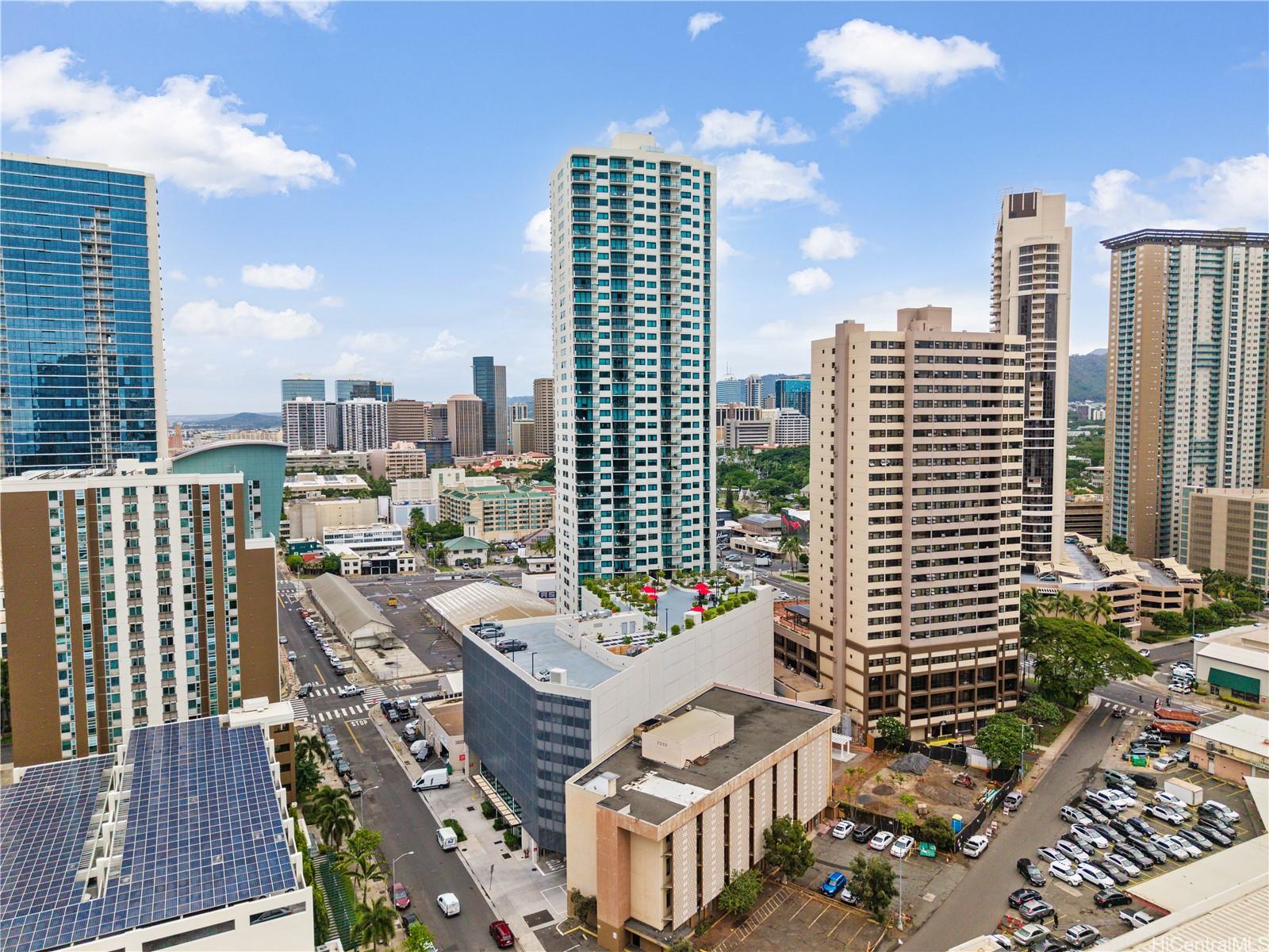 Ililani condo # 2703, Honolulu, Hawaii - photo 24 of 25