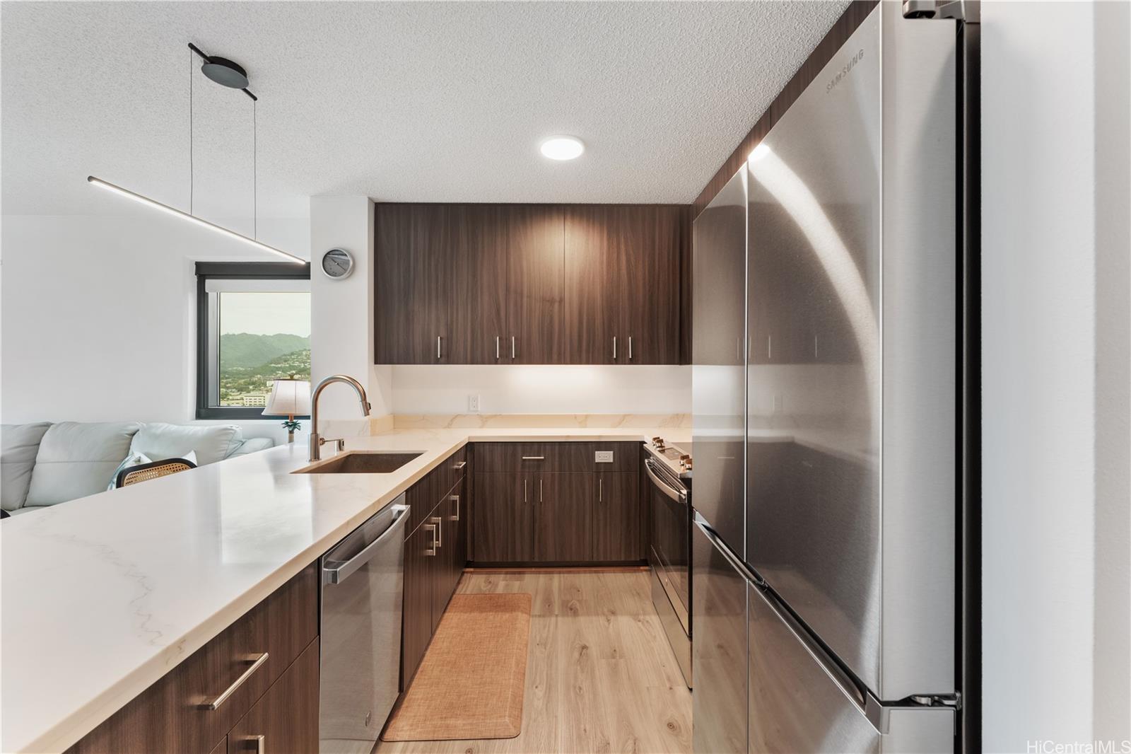 Ililani condo # 2703, Honolulu, Hawaii - photo 6 of 25