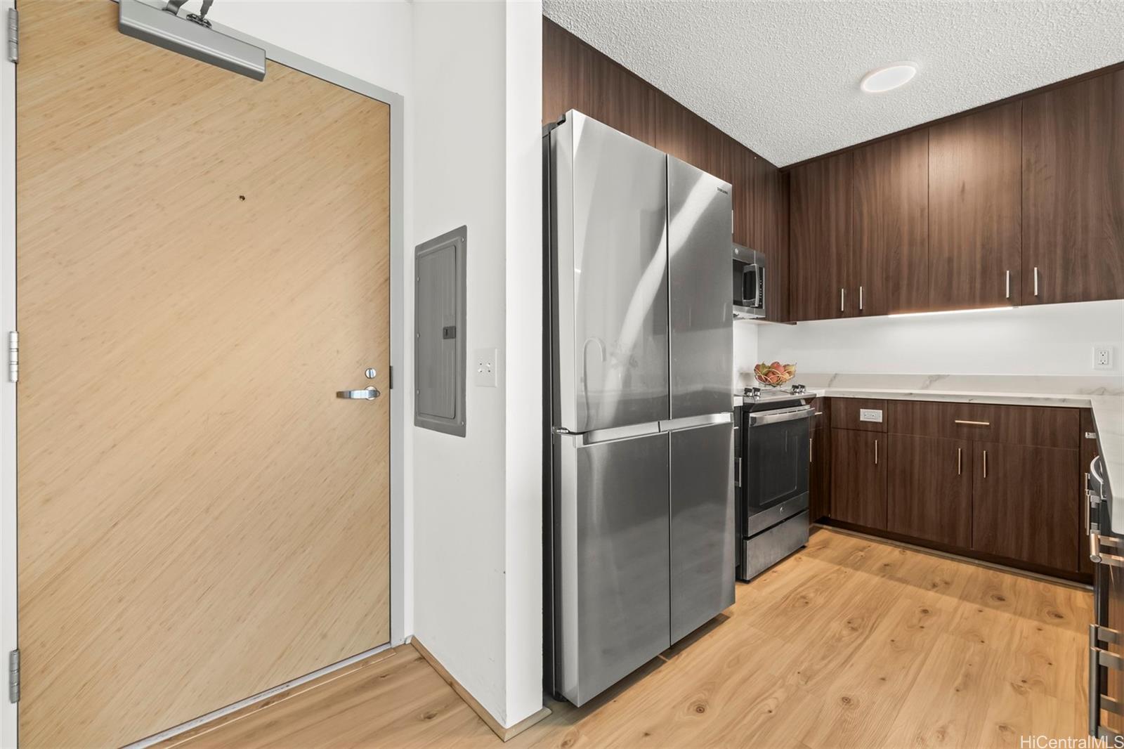 Ililani condo # 3005, Honolulu, Hawaii - photo 6 of 25