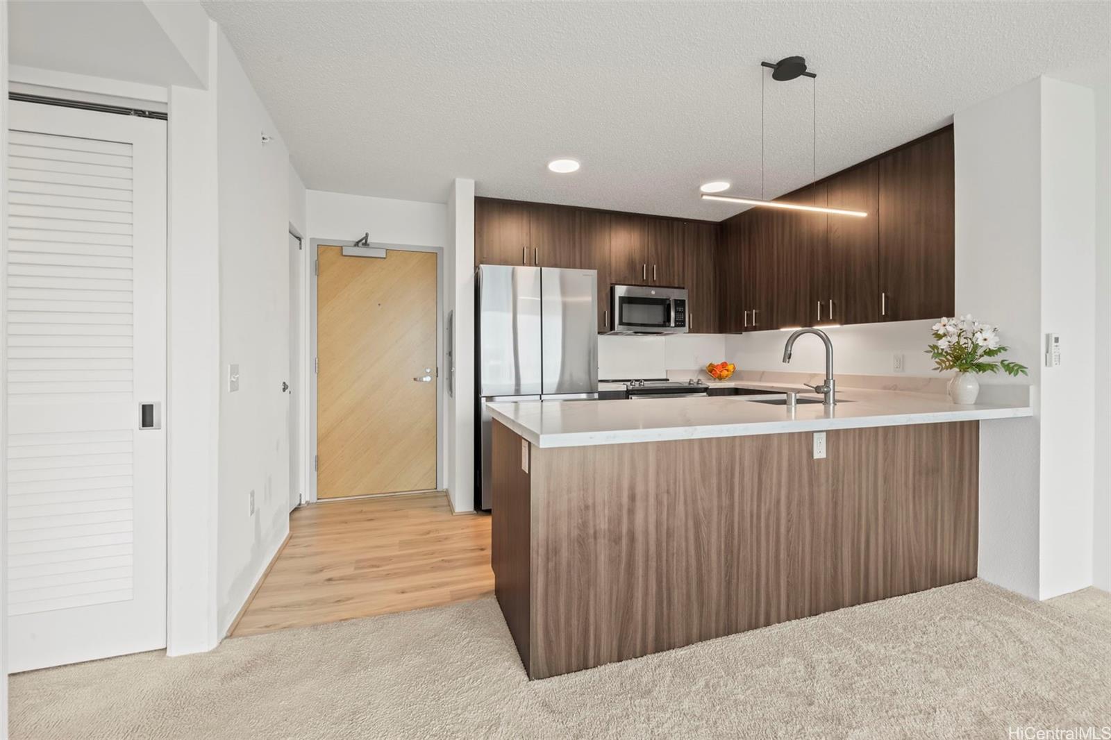 Ililani condo # 3005, Honolulu, Hawaii - photo 8 of 25