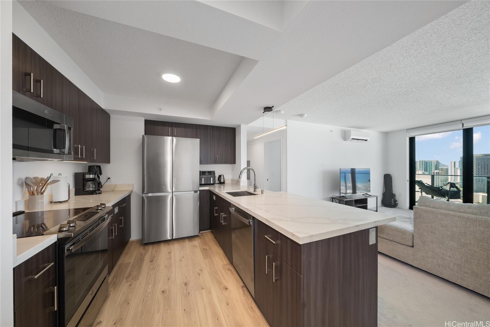 Ililani condo # 3608, Honolulu, Hawaii - photo 7 of 15