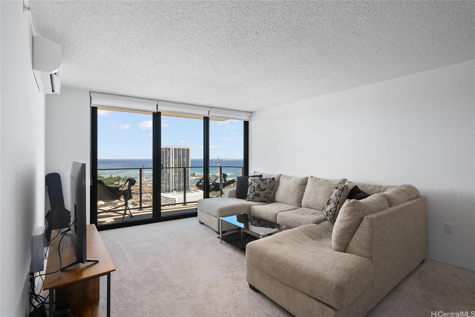 Ililani condo # 3608, Honolulu, Hawaii - photo 4 of 15