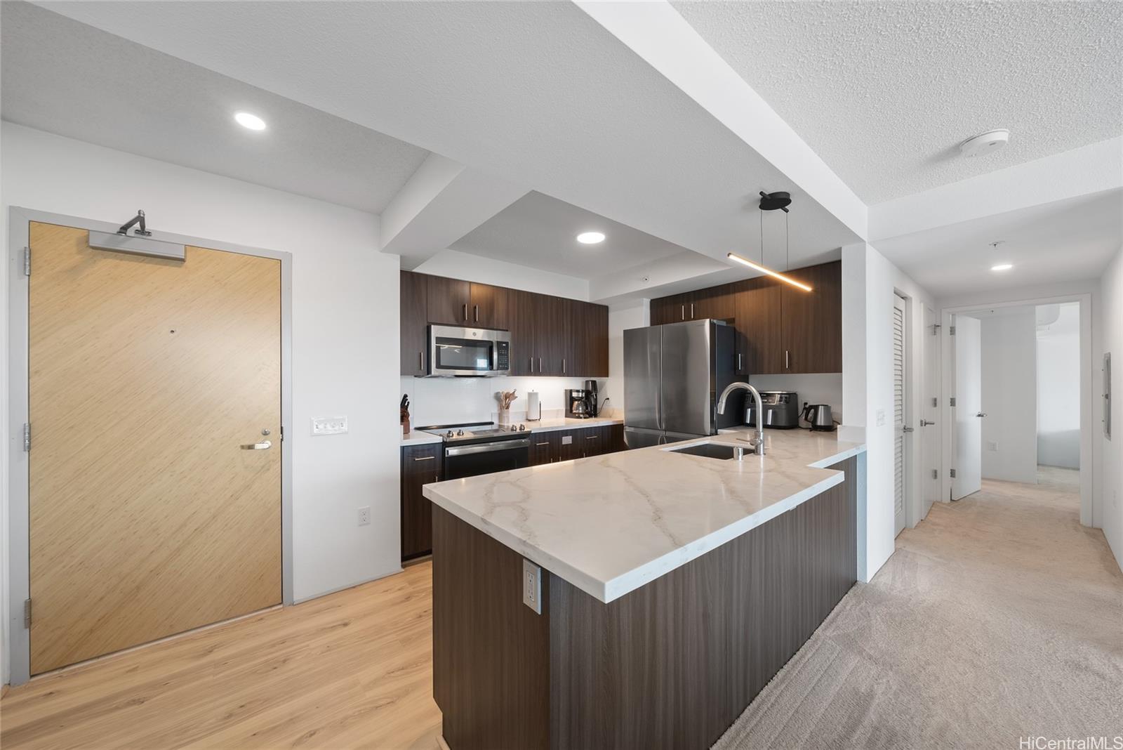 Ililani condo # 3608, Honolulu, Hawaii - photo 5 of 15