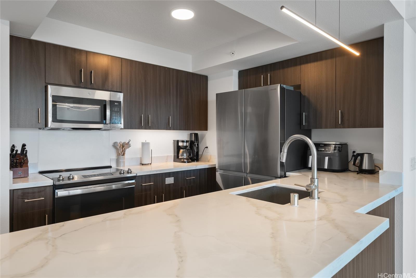 Ililani condo # 3608, Honolulu, Hawaii - photo 6 of 15