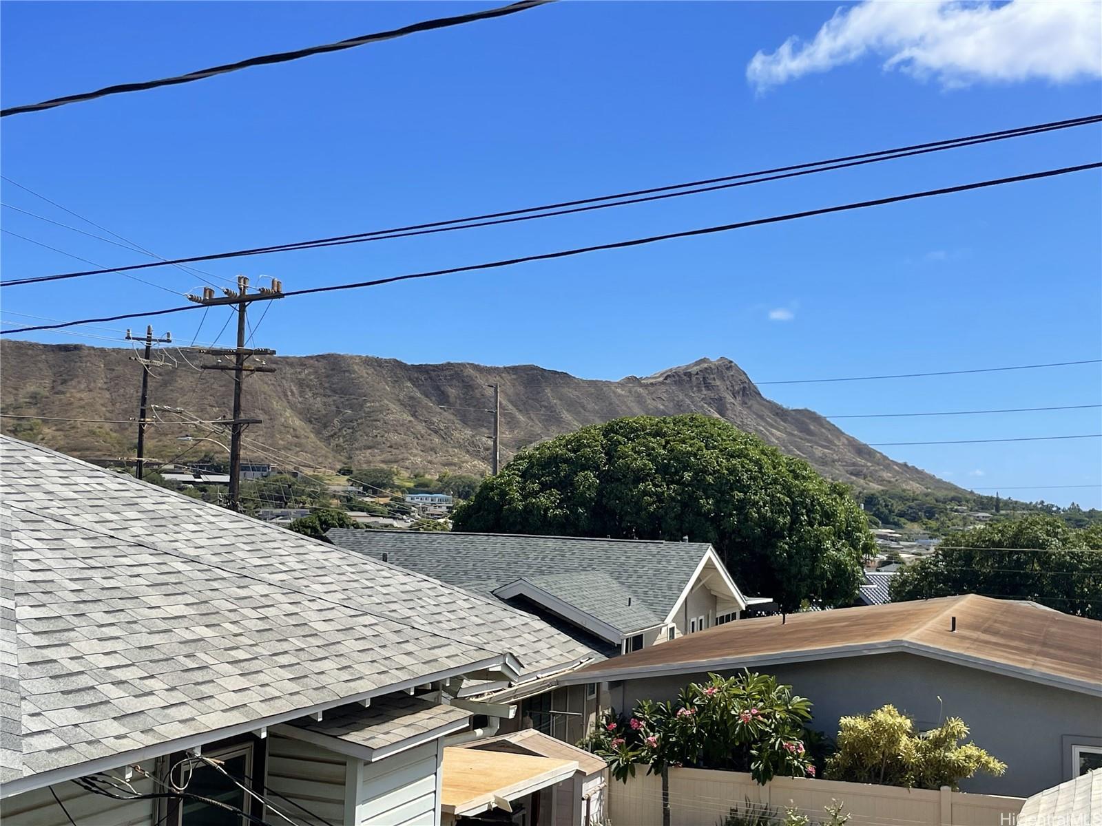 618  9th Ave Kaimuki, Diamond Head home - photo 4 of 25