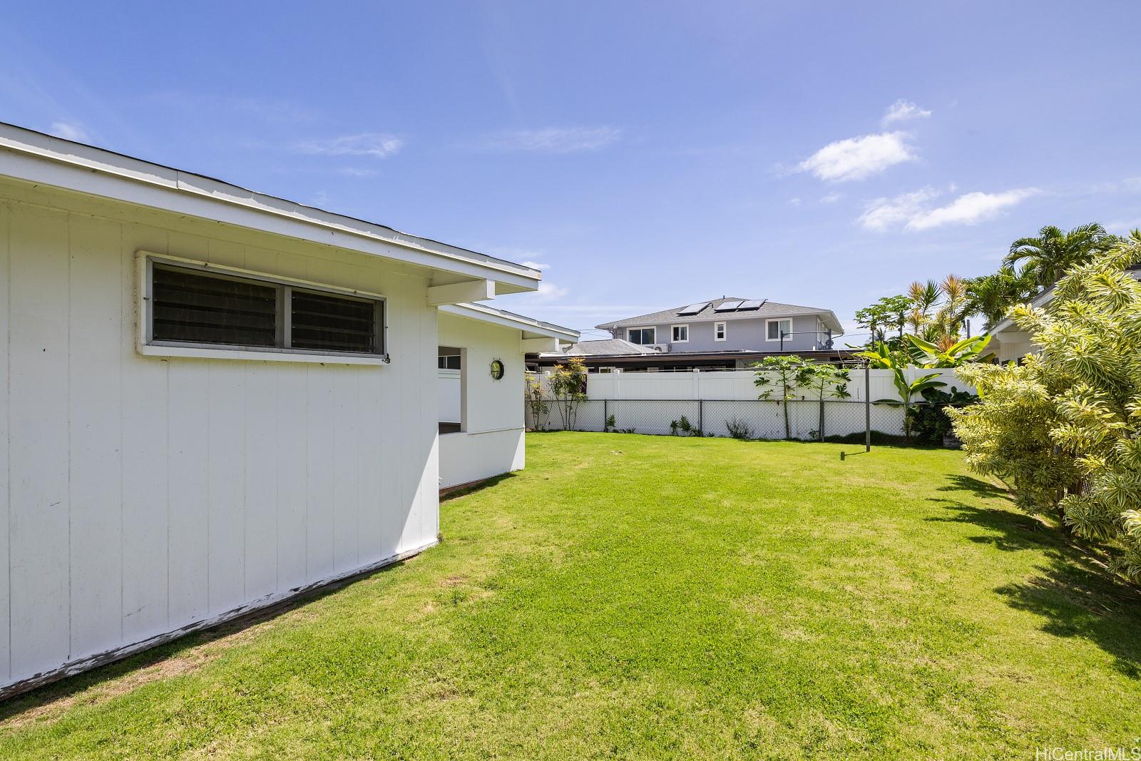 619  Olomana Street Coconut Grove, Kailua home - photo 22 of 24