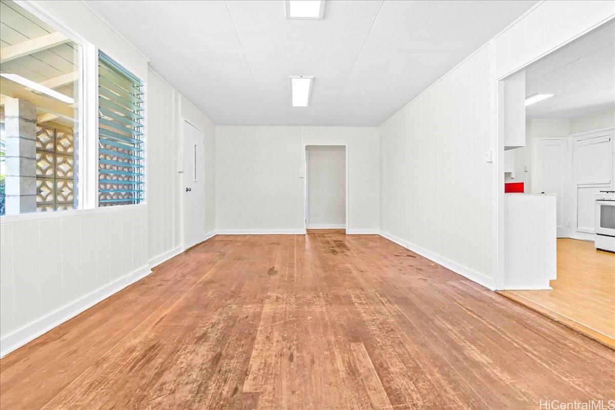 619  Oneawa Street Coconut Grove, Kailua home - photo 6 of 25