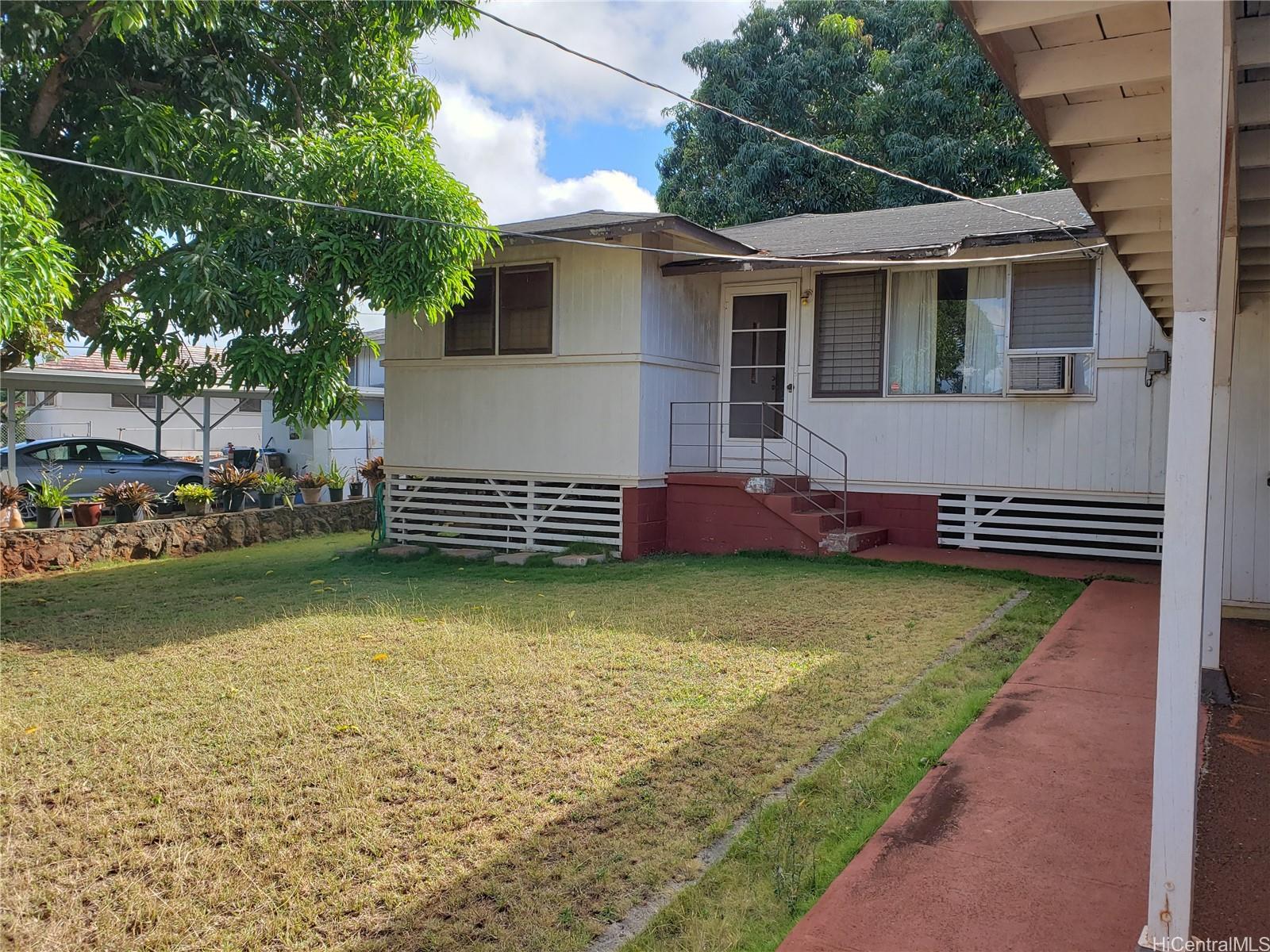 620 Hoohale Street , Pearl City, Hi 96782 Momilani
