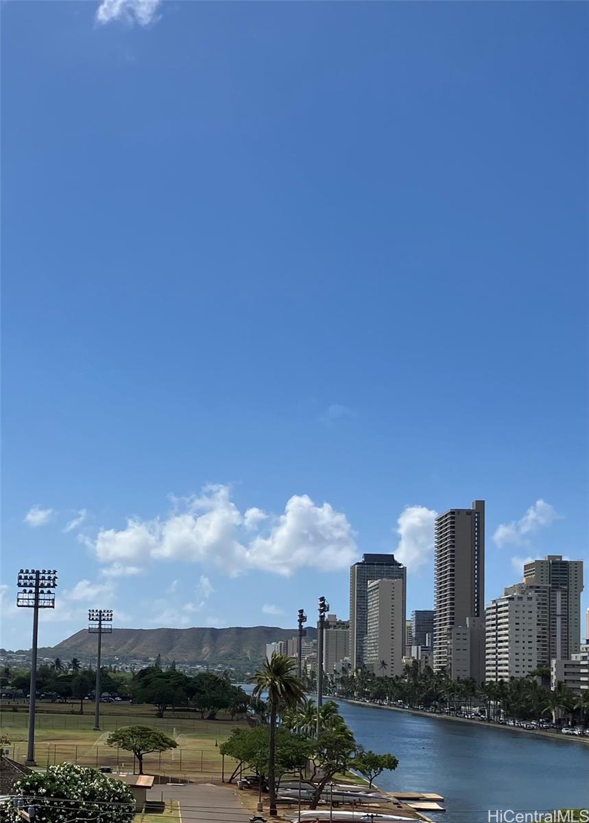 Ala Wai Manor condo # 508, Honolulu, Hawaii - photo 10 of 19