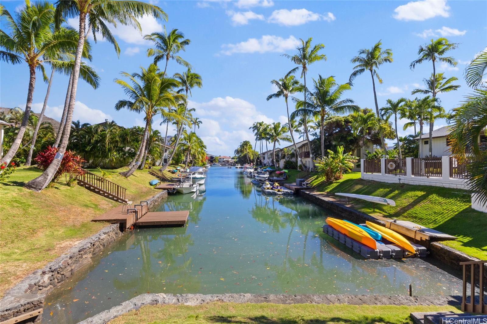 6215 Keokea Place townhouse # 127, Honolulu, Hawaii - photo 3 of 24