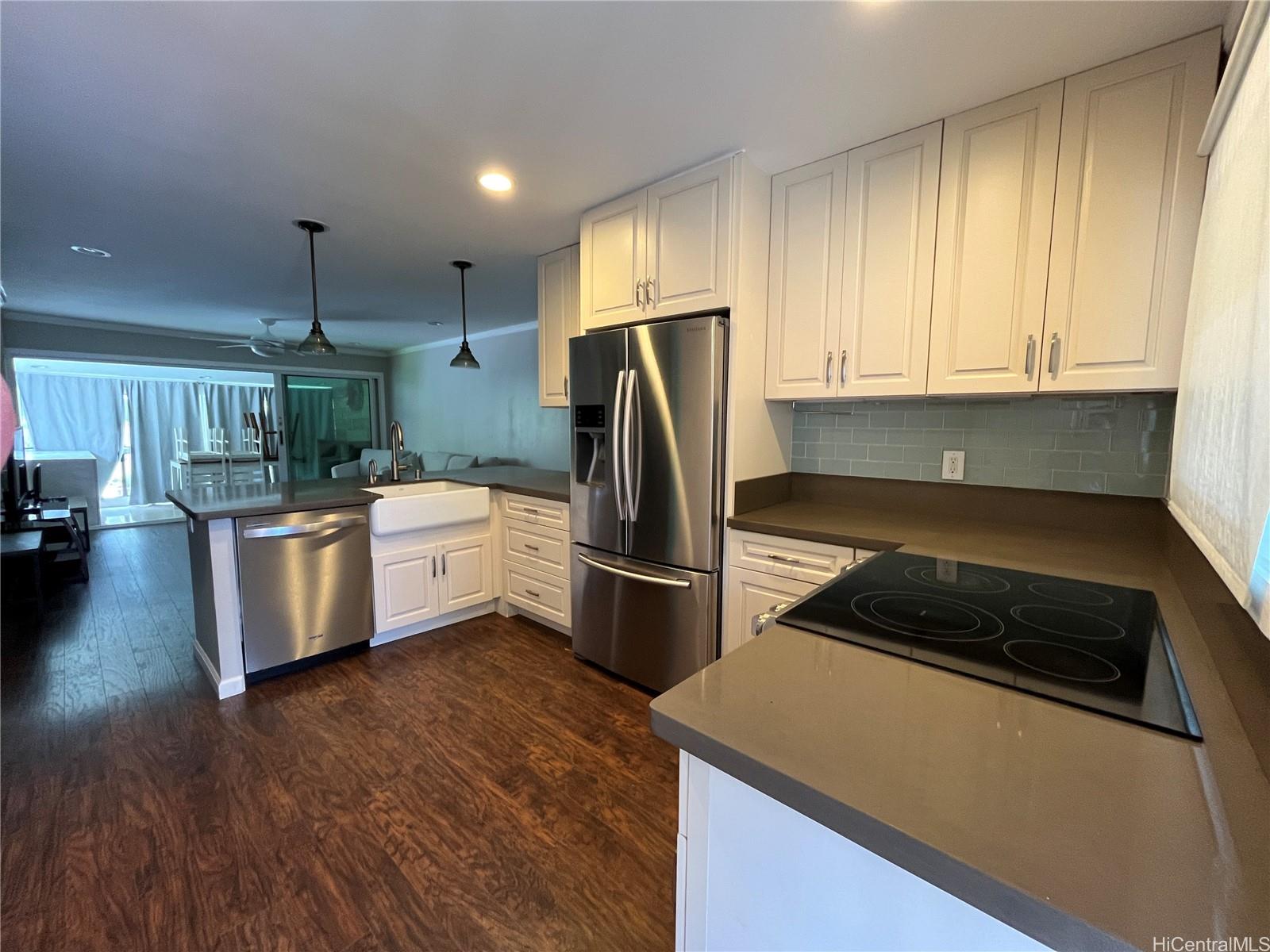 6218 Kawaihae Place Honolulu - Rental - photo 2 of 20