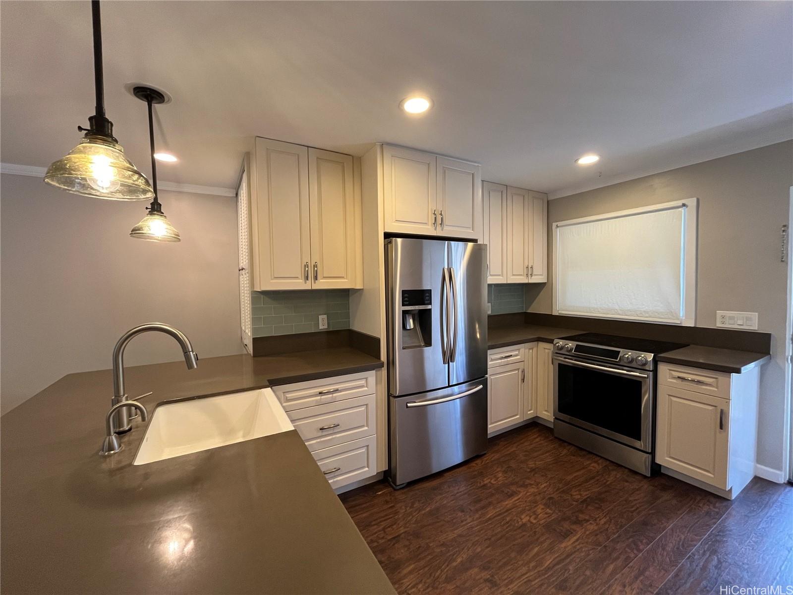 6218 Kawaihae Place Honolulu - Rental - photo 3 of 20
