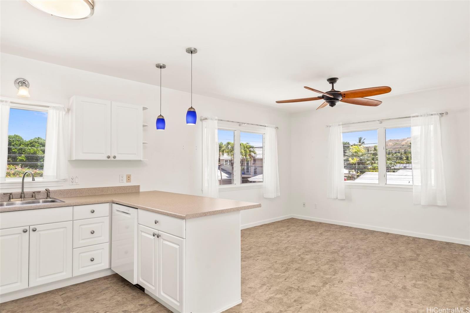 622  Pamaele Street Enchanted Lake, Kailua home - photo 15 of 25