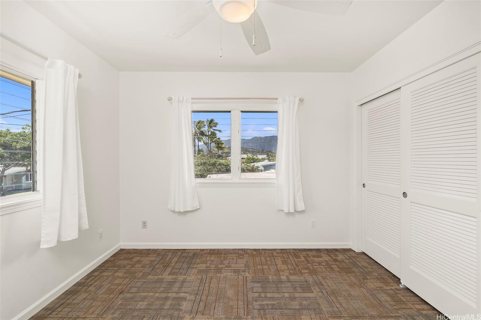 622  Pamaele Street Enchanted Lake, Kailua home - photo 19 of 25
