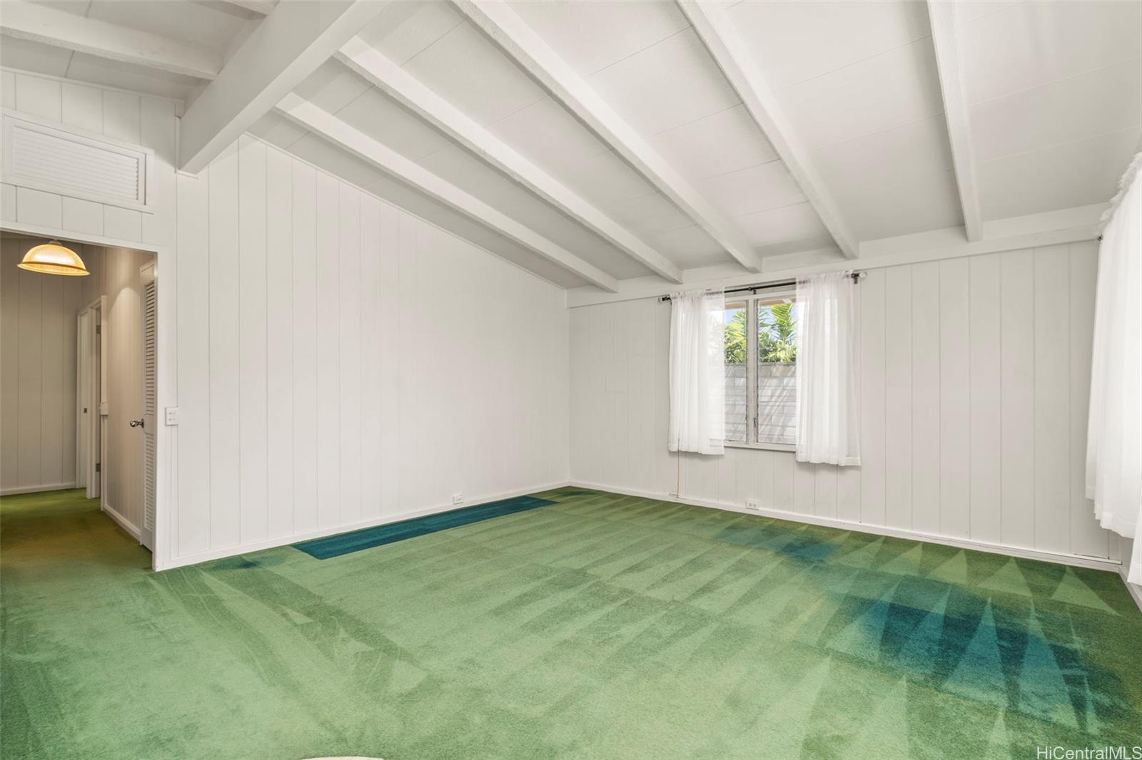 622  Pamaele Street Enchanted Lake, Kailua home - photo 3 of 25