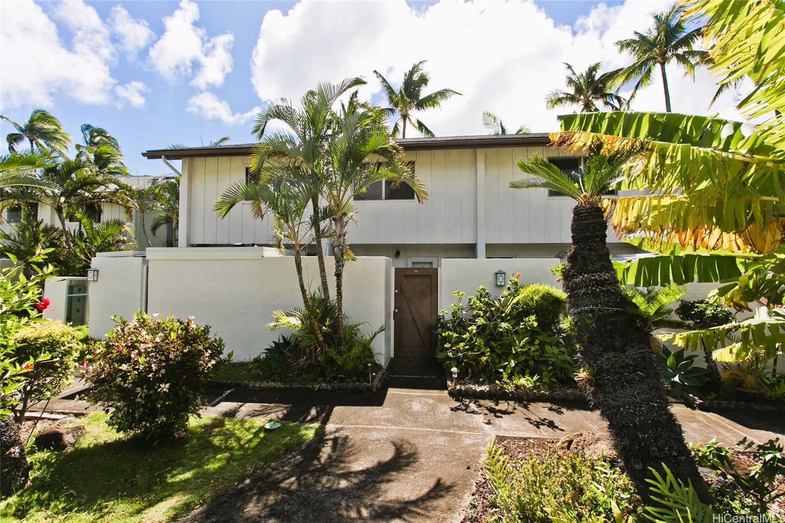 6221 Keokea Place townhouse # 133, Honolulu, Hawaii - photo 2 of 15