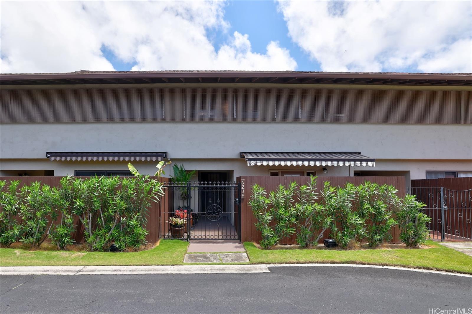 6234 Keokea Pl townhouse # D103, Honolulu, Hawaii - photo 3 of 25