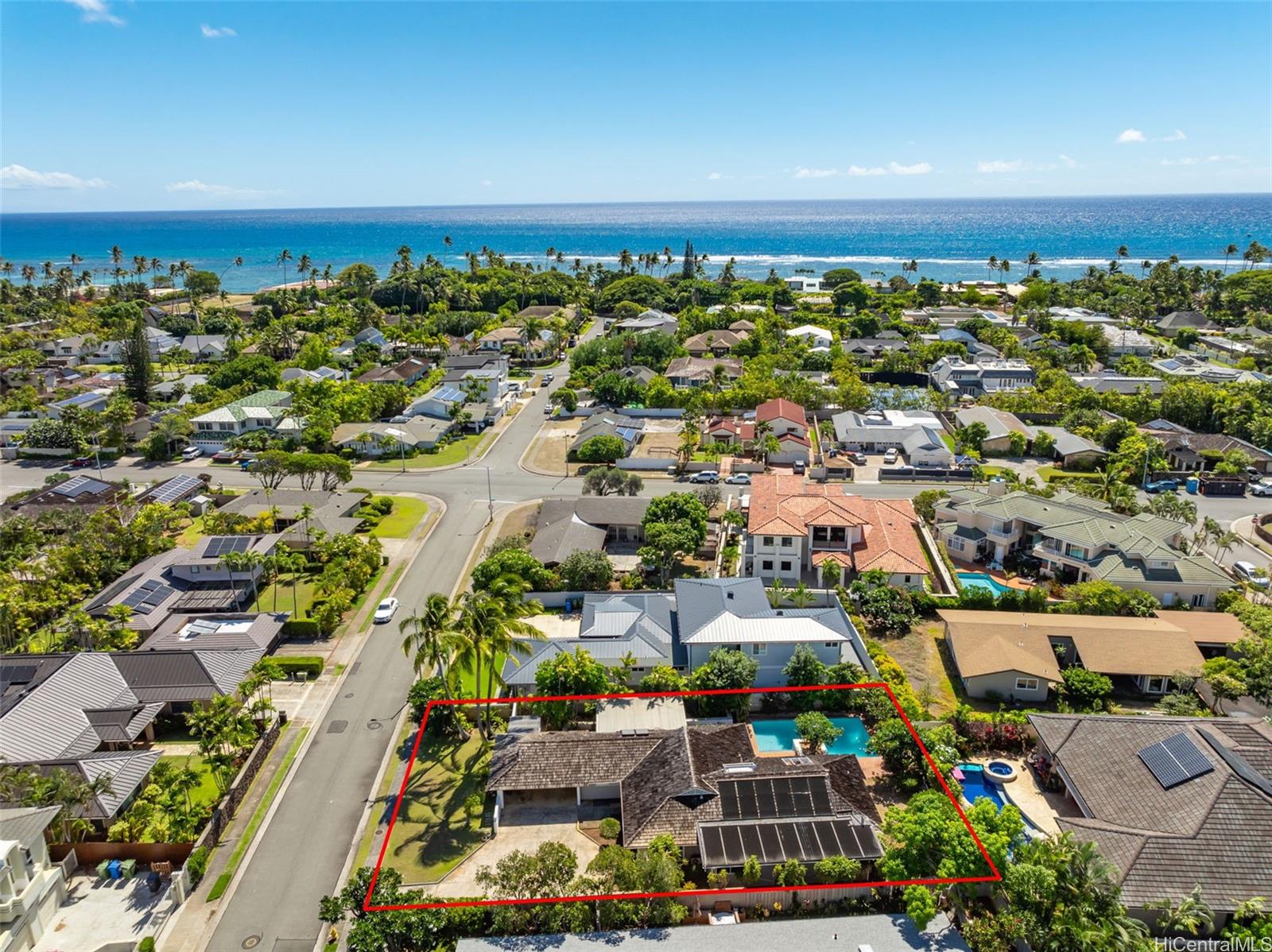 624  Ulili Street Kahala Area, Diamond Head home - photo 18 of 24