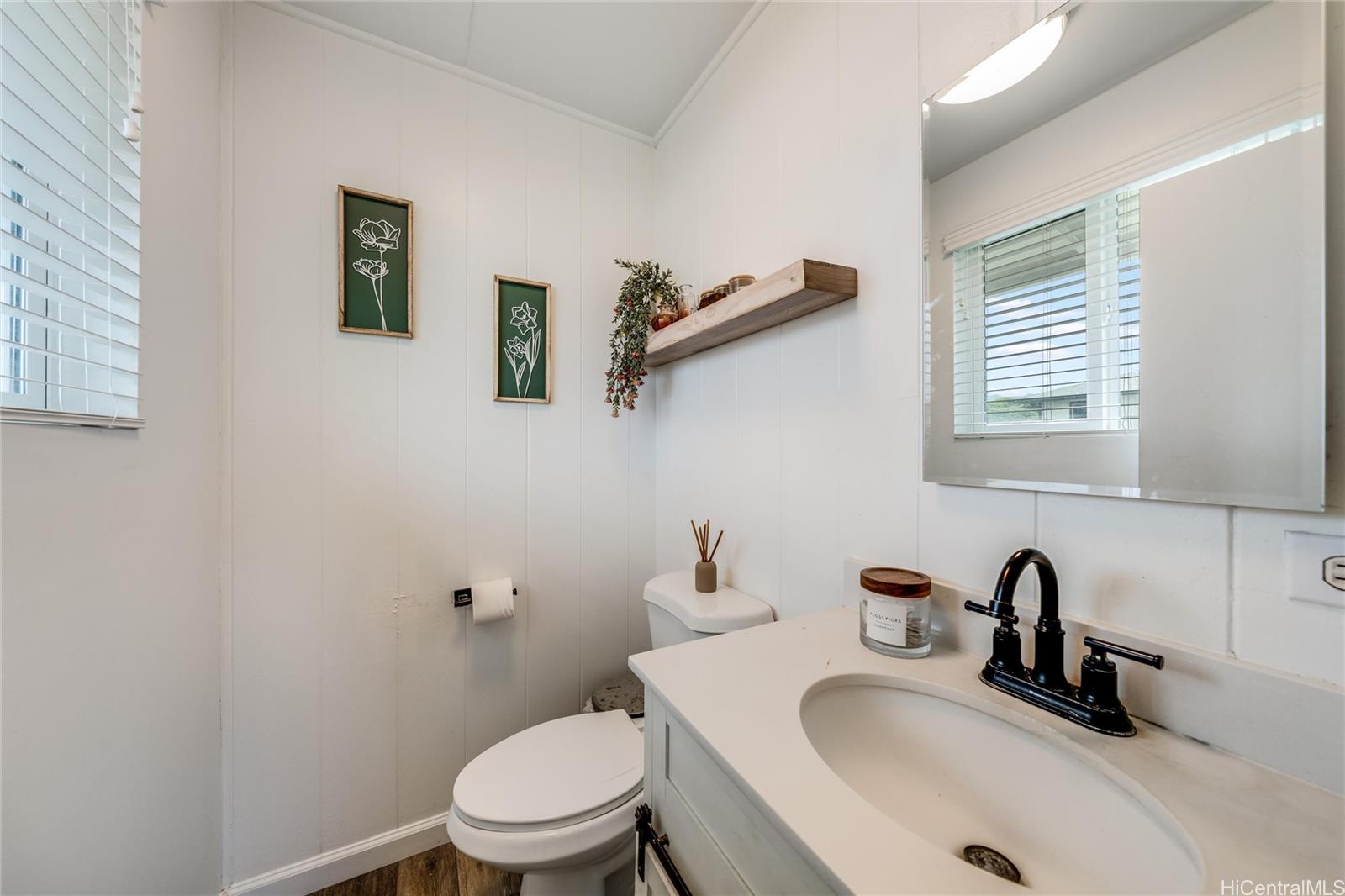 625  Maluniu Ave Coconut Grove, Kailua home - photo 13 of 25