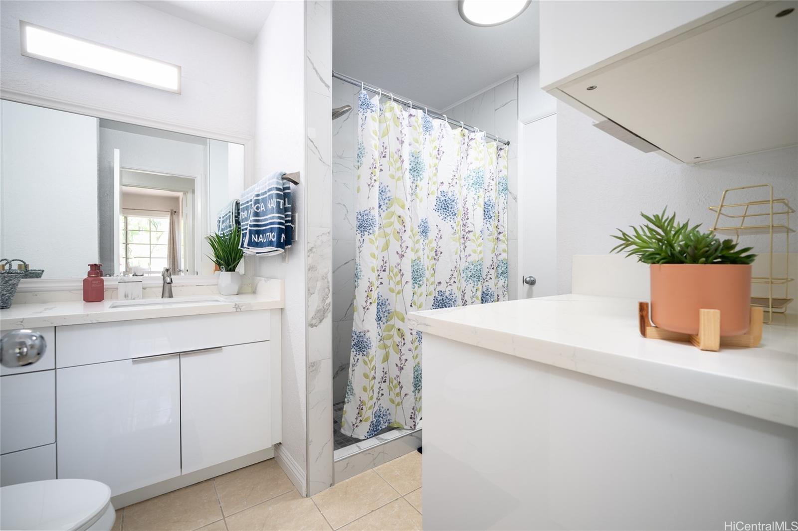 Crosspointe C condo # 24A, Honolulu, Hawaii - photo 9 of 18