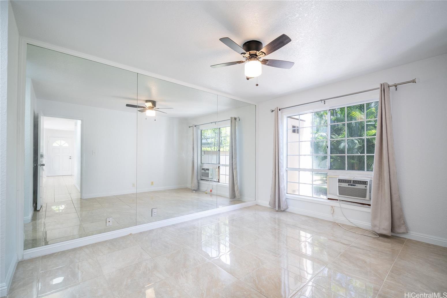 625 Mananai Place Honolulu - Rental - photo 6 of 18
