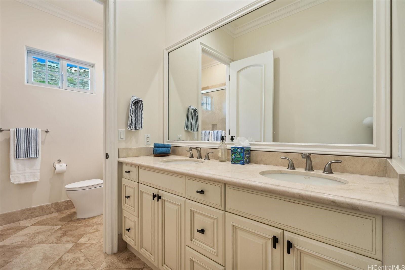 626  Hind Drive Aina Haina Area, Diamond Head home - photo 16 of 25