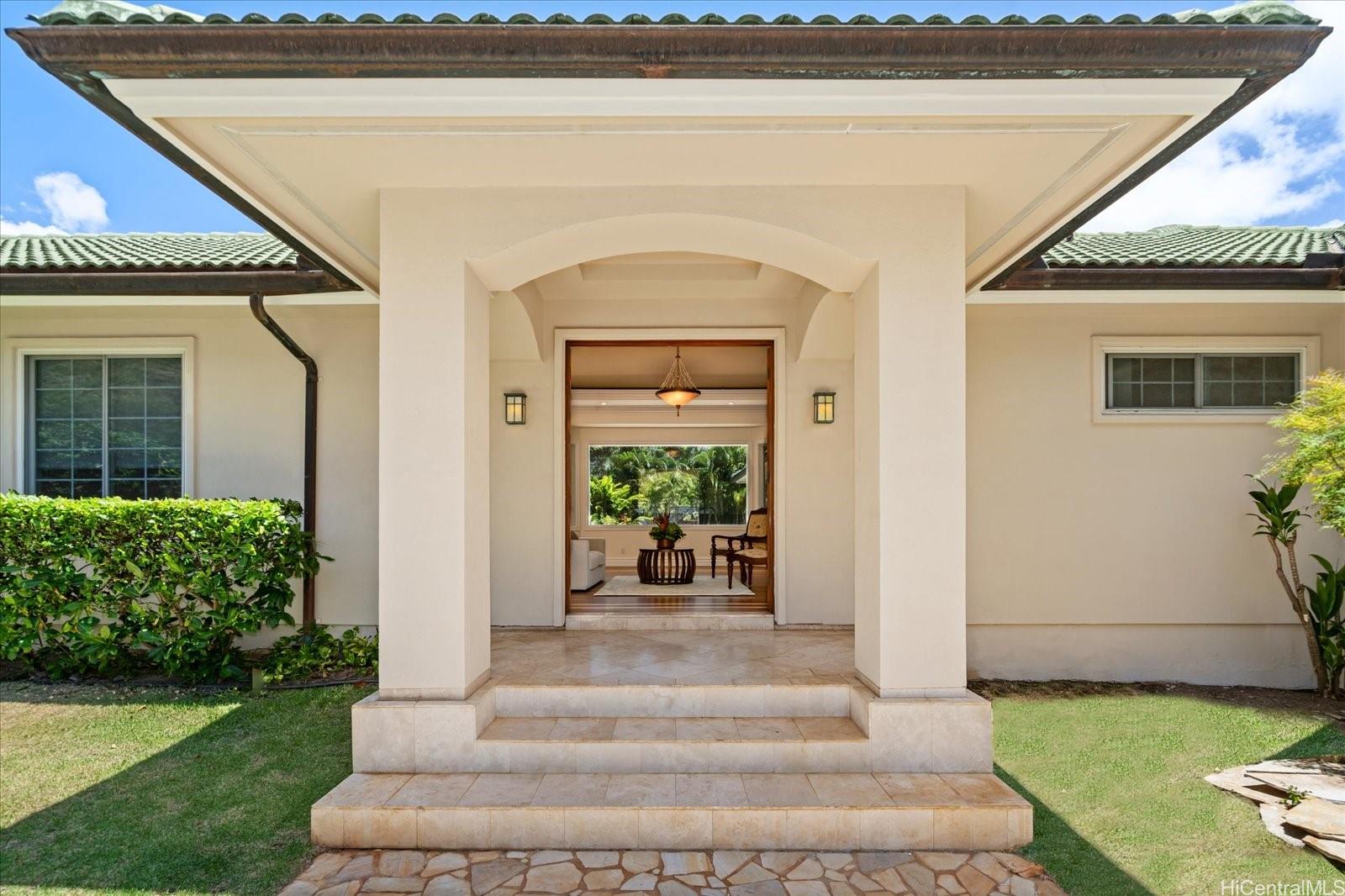 626  Hind Drive Aina Haina Area, Diamond Head home - photo 3 of 25