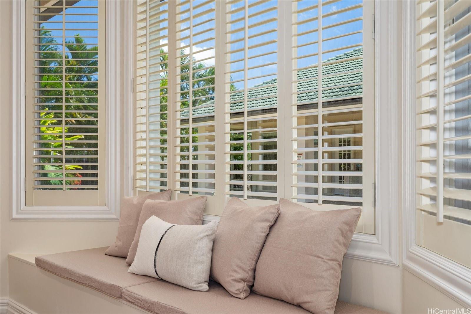 626  Hind Drive Aina Haina Area, Diamond Head home - photo 10 of 25