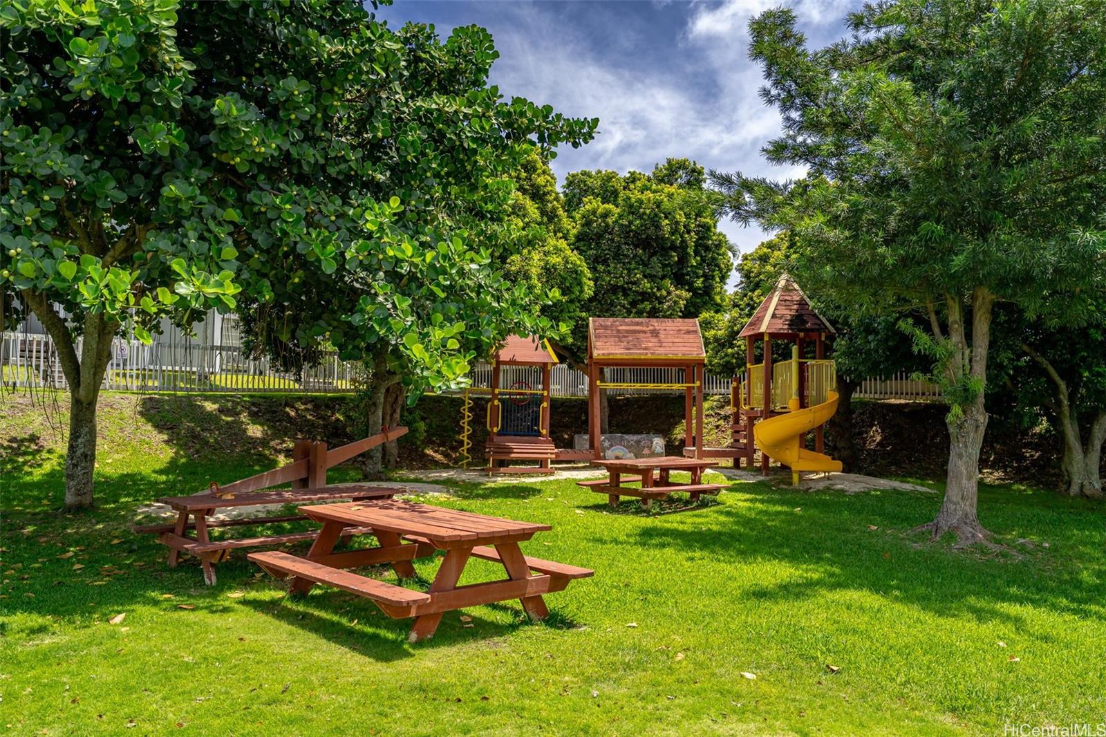 Crosspointe AOAO townhouse # 626C, Honolulu, Hawaii - photo 23 of 25