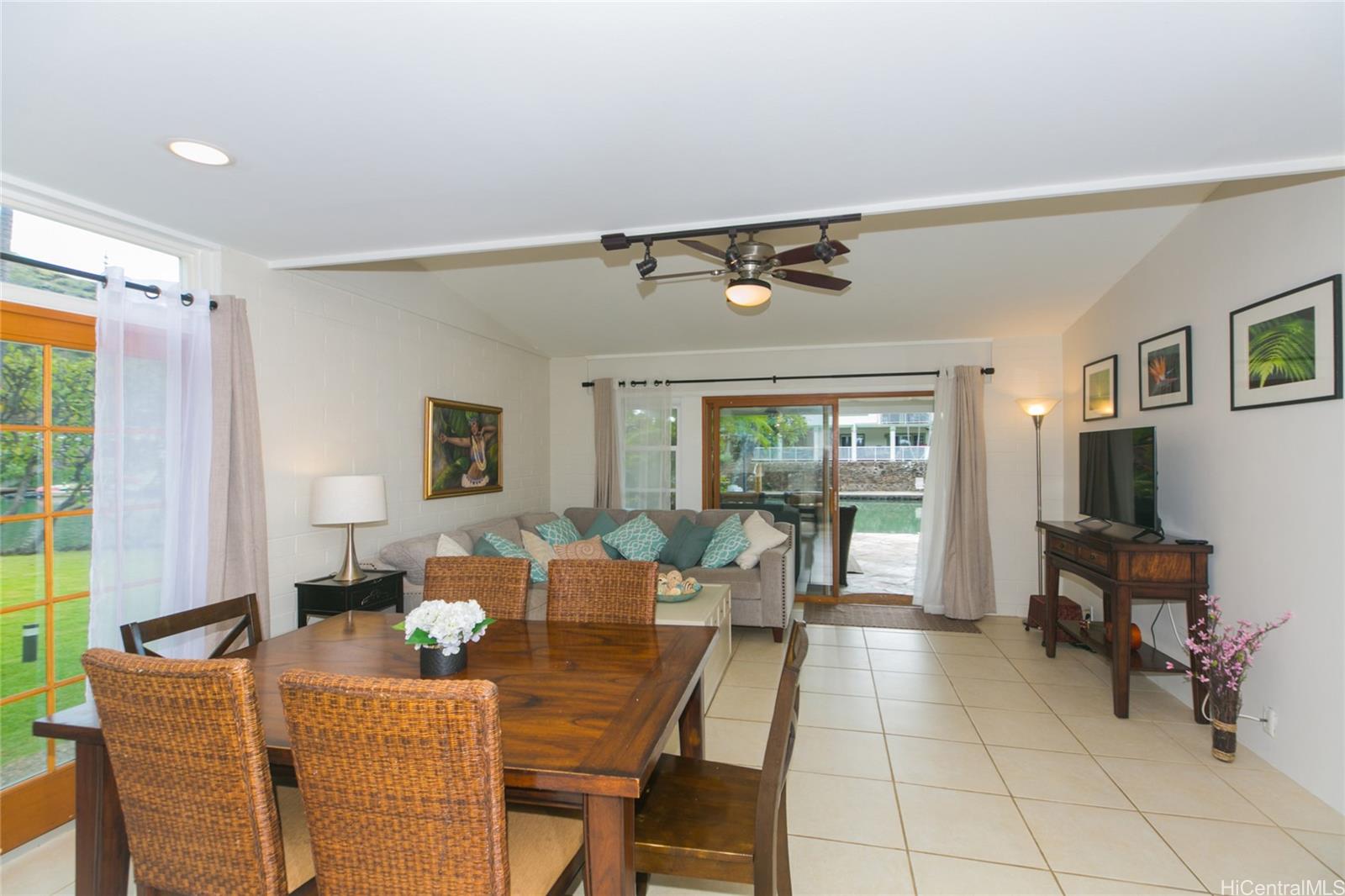 6266 Keokea Place Honolulu - Rental - photo 5 of 25