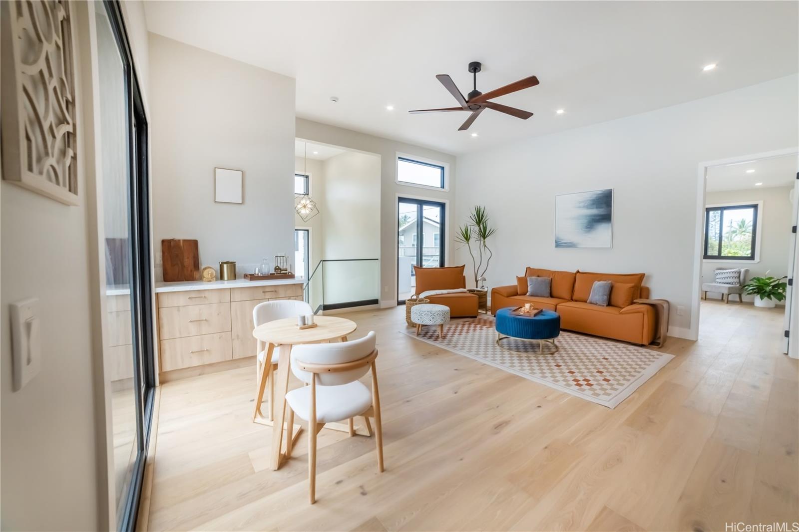 629  Halela Street Coconut Grove, Kailua home - photo 4 of 24