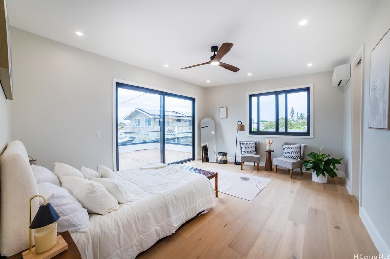 629  Halela Street Coconut Grove, Kailua home - photo 6 of 24