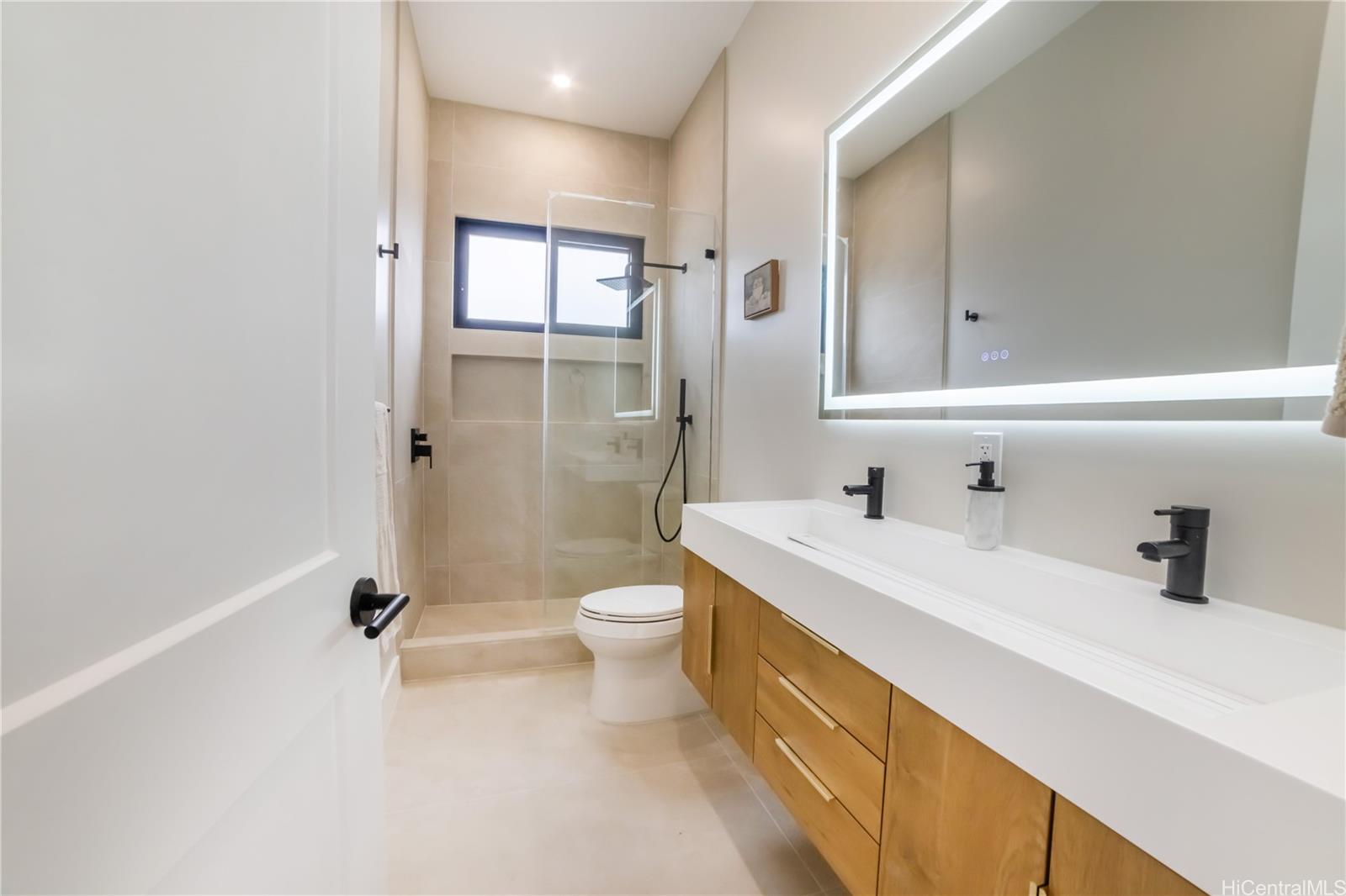 629  Halela Street Coconut Grove, Kailua home - photo 10 of 24