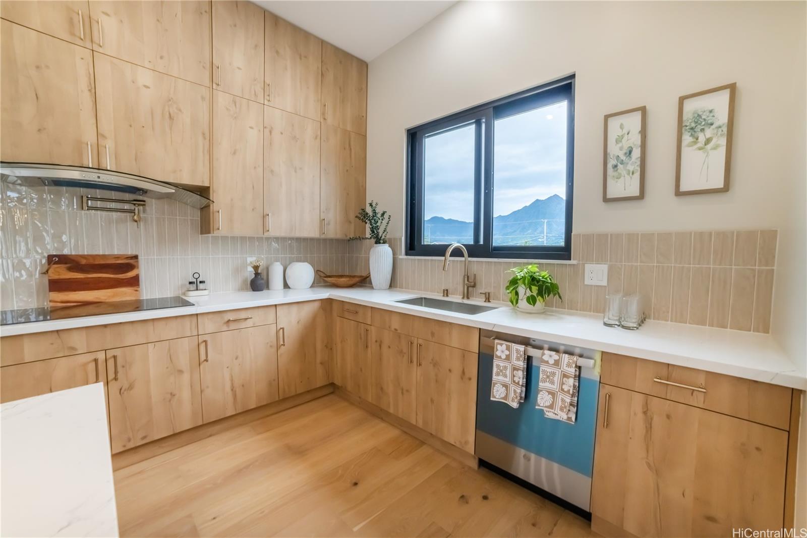 629  Halela St Coconut Grove, Kailua home - photo 11 of 25