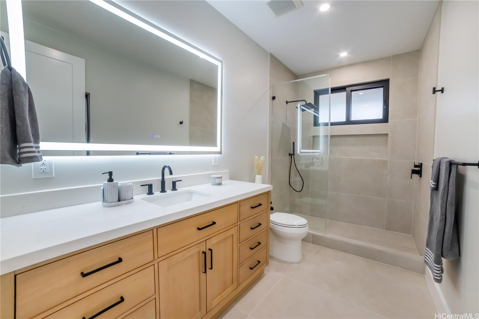 629  Halela St Coconut Grove, Kailua home - photo 21 of 25