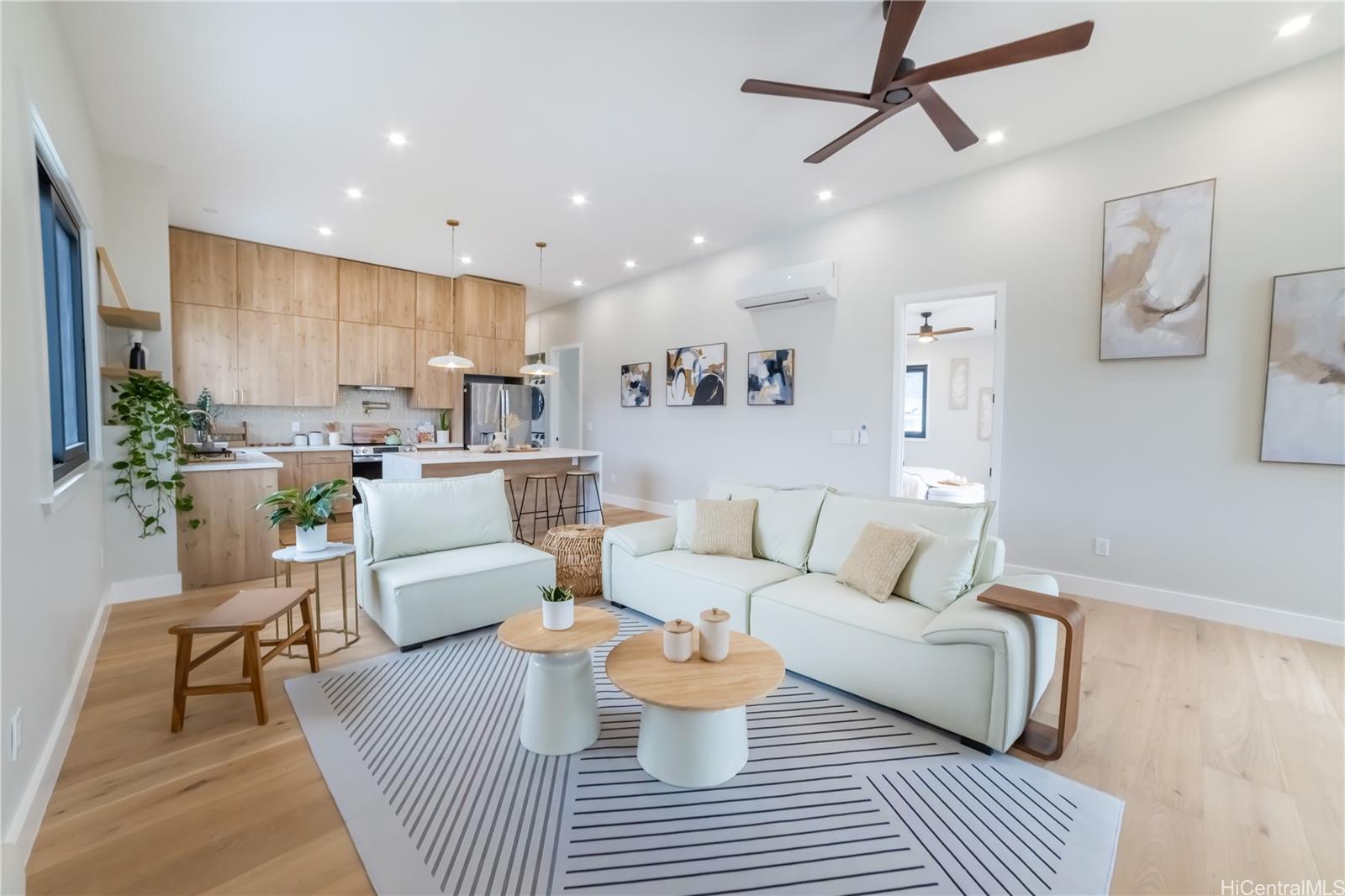 629  Halela Street Coconut Grove, Kailua home - photo 4 of 25