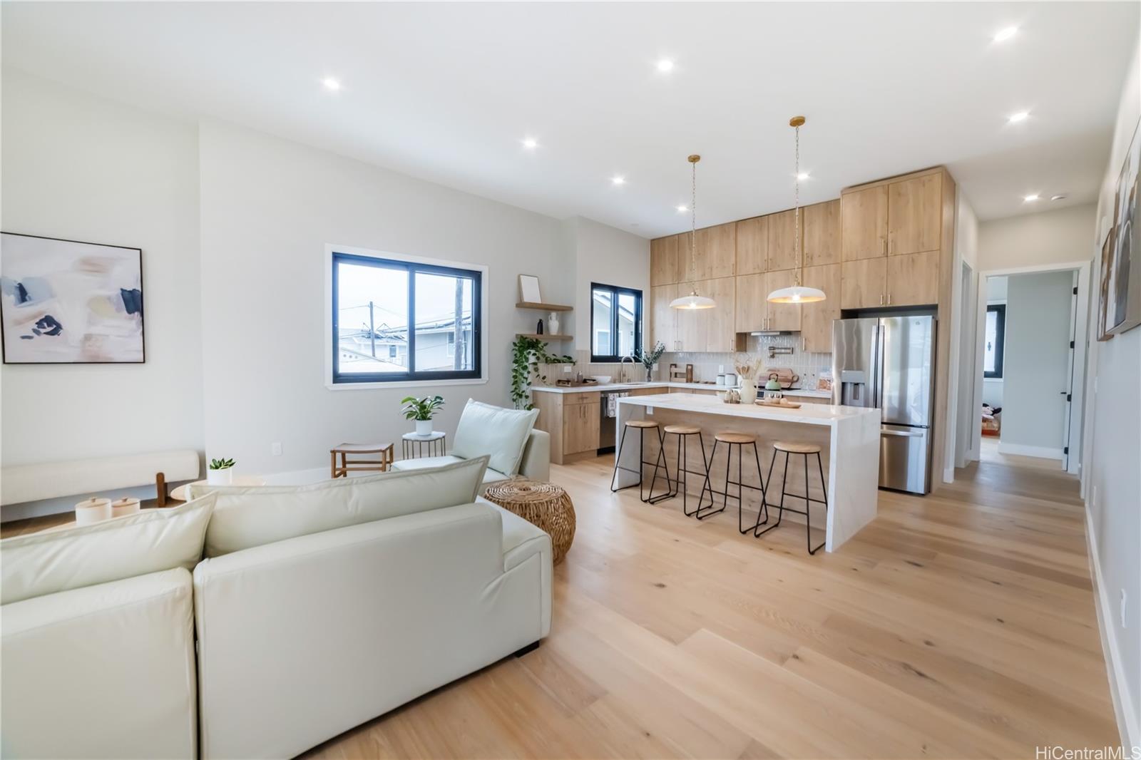 629  Halela Street Coconut Grove, Kailua home - photo 5 of 25